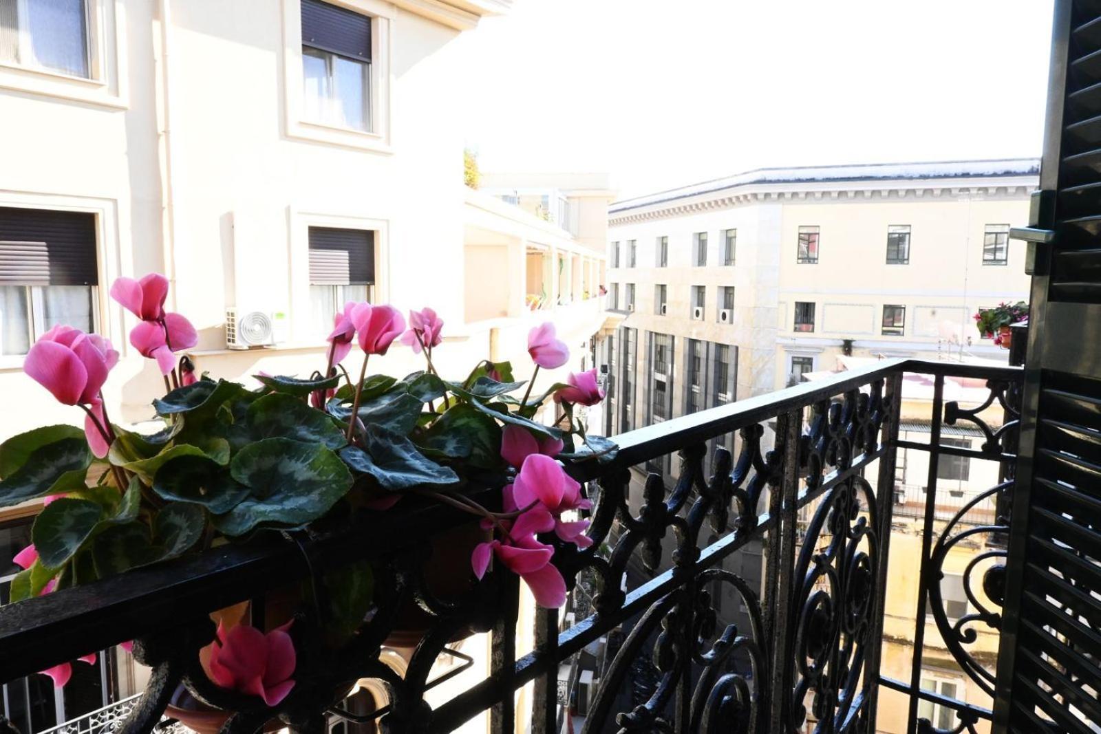 Ta-49 Bed E Breakfast Acomodação com café da manhã Nápoles Exterior foto
