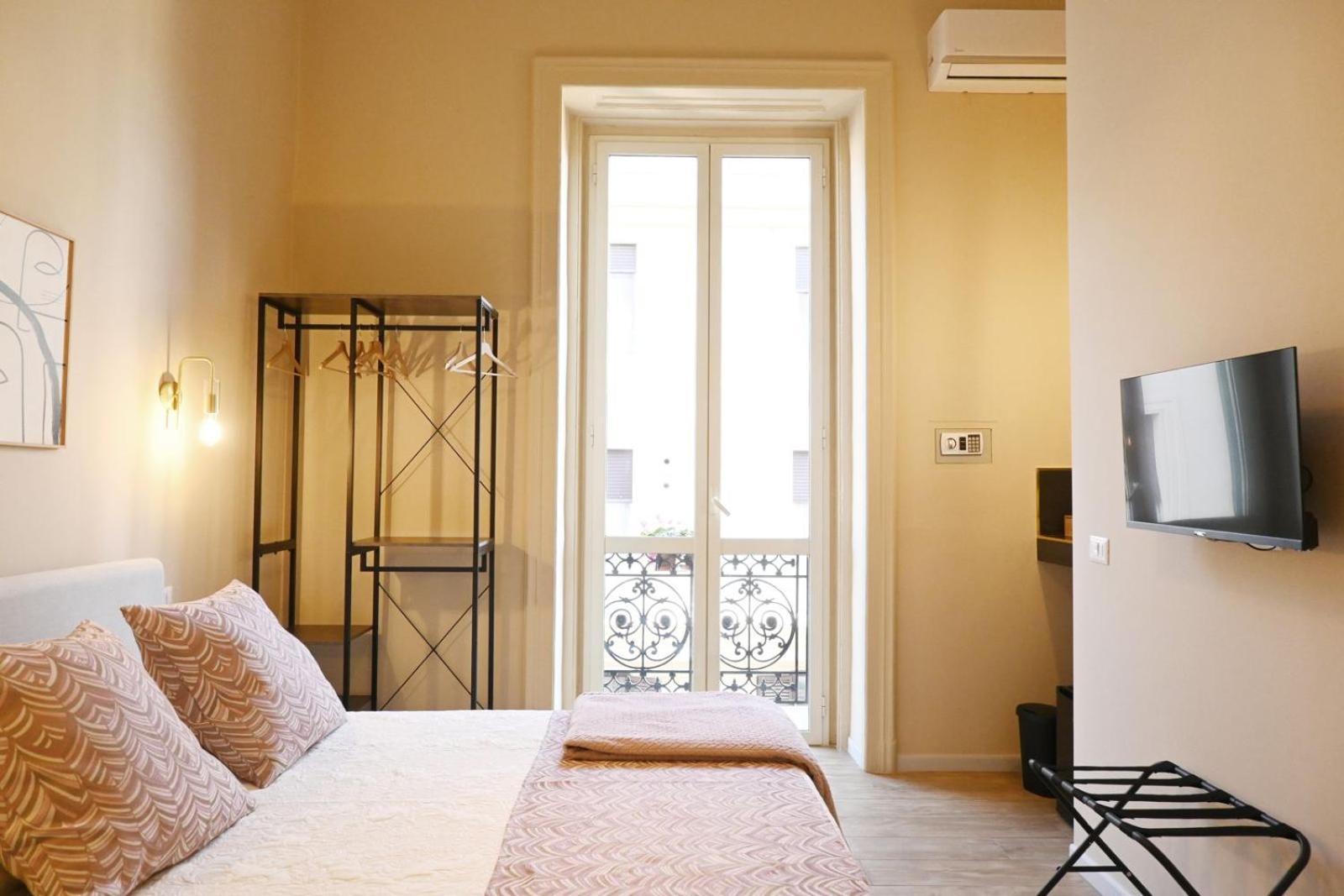 Ta-49 Bed E Breakfast Acomodação com café da manhã Nápoles Exterior foto
